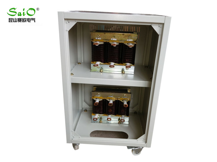 變頻（pín）器電（diàn）抗器控製箱