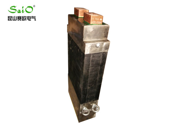 DG水冷式（shì）電阻焊專用變壓器